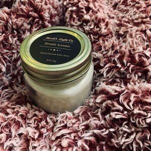Fresh Linen Scented Soy Wax Candle